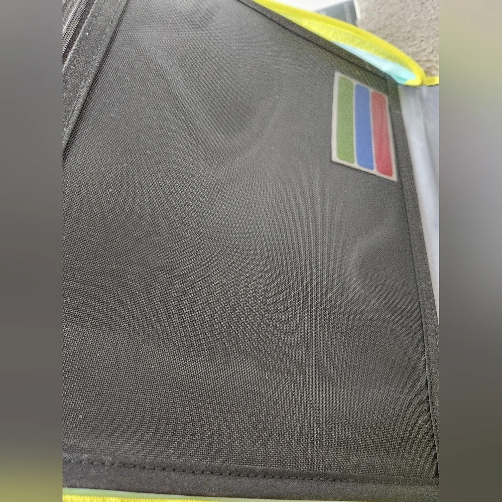 Five Star Multi Pocket 2” Zipper Binder Yellow & Green 530 Sheet Capacity